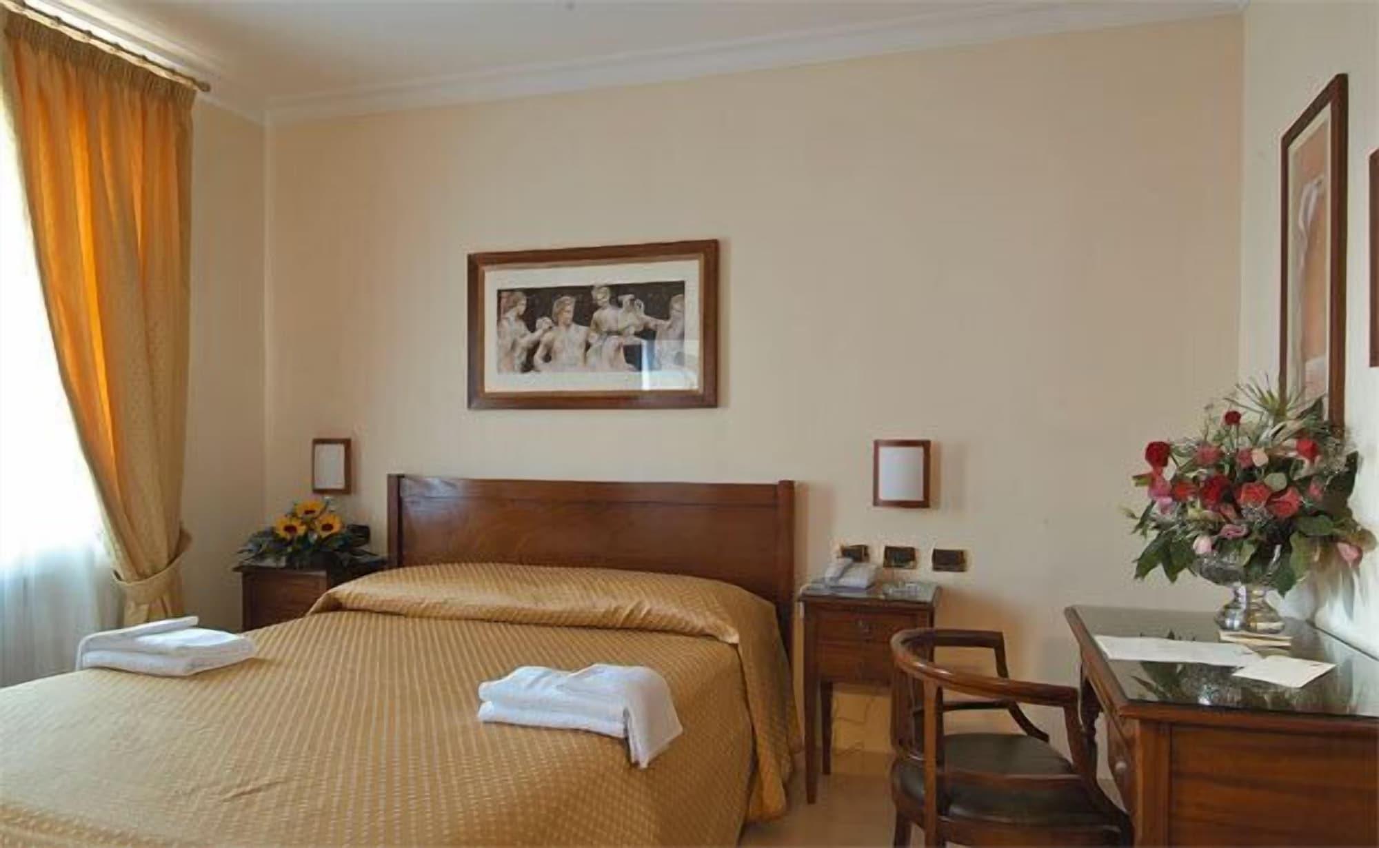 Buono Hotel Неаполь Екстер'єр фото